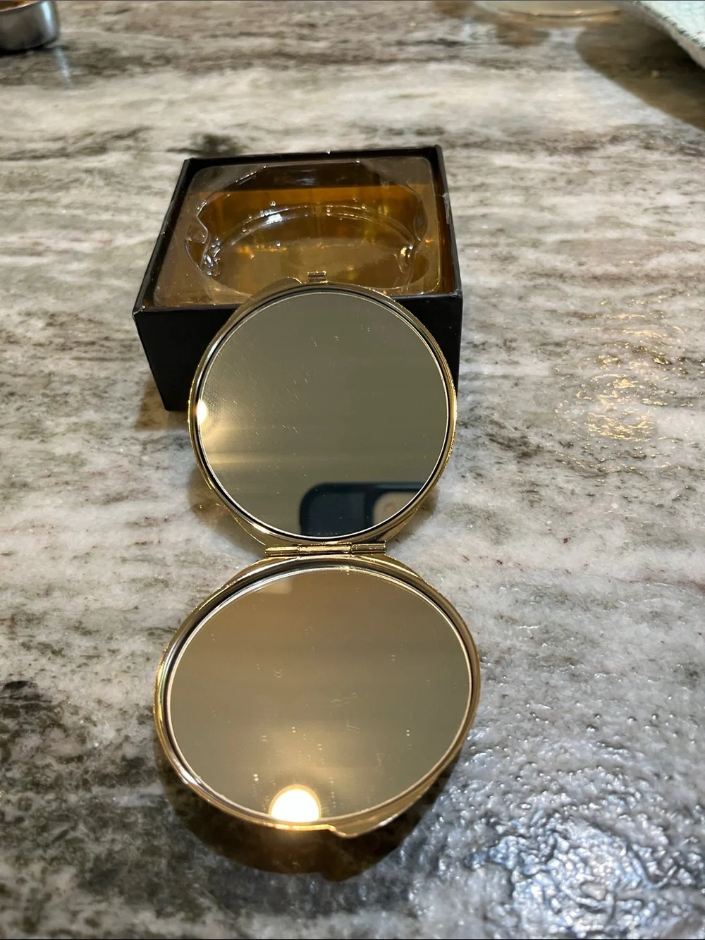 Compact Mirror with Black & White Stripes